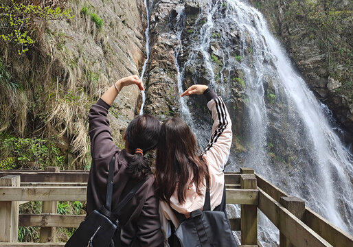 安徽岳西天峡景区瀑布