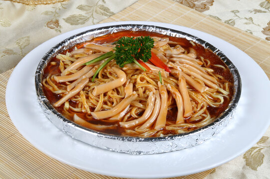 鐵板鮑筍伊面