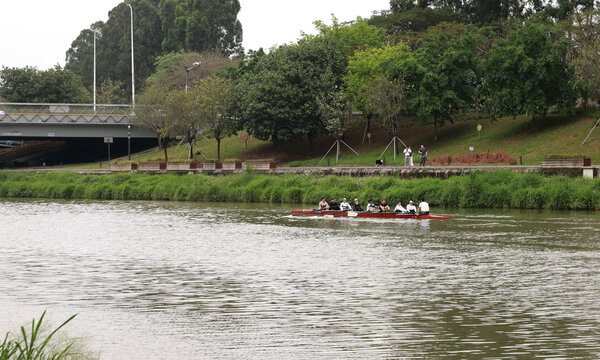 河道划艇
