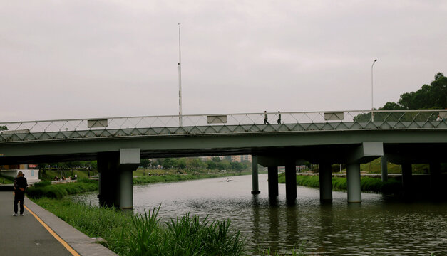河道桥梁