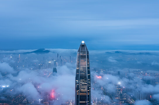 深圳平安大厦夜景