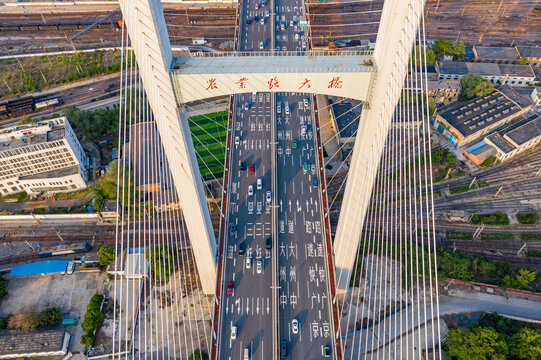 航拍郑州农业路大桥市中心路桥