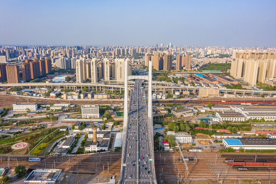 航拍郑州农业路大桥都市天际线