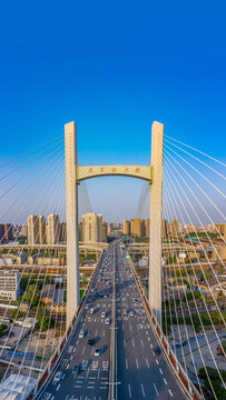 航拍郑州农业路大桥跨铁路桥梁