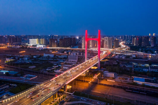 航拍郑州农业路大桥夜景灯光秀