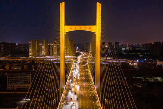 航拍郑州农业路大桥夜景灯光秀