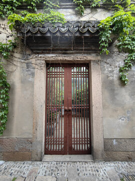 传统建筑江南庭院石框门