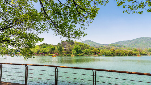 鏡山湖美景