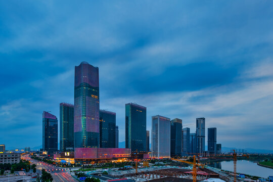 浙中第一高楼义乌新光汇夜景