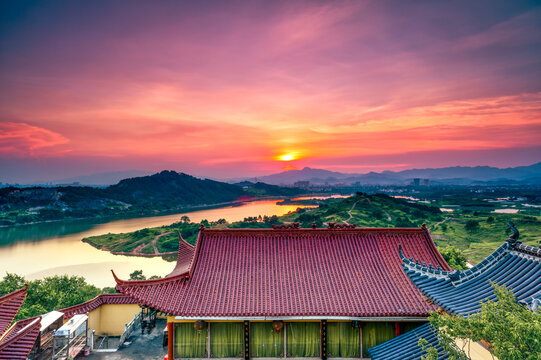 义乌义亭铜山岩风景区日落晚霞