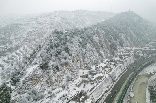 清涧笔架山冬景