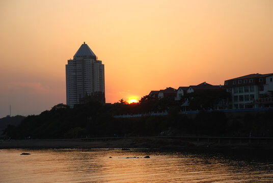 青岛海滨日落