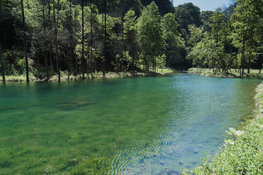 浙江诸暨五泄风景区翡翠湖