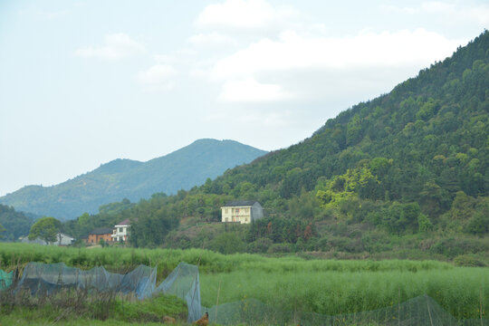 小山村