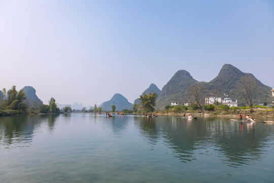 桂林山水遇龙河漂流