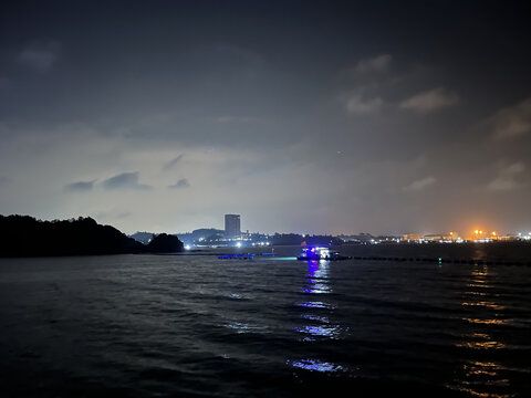 深夜海边风景夜景图片