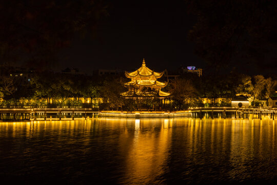 浙江省台州市临海东湖夜景