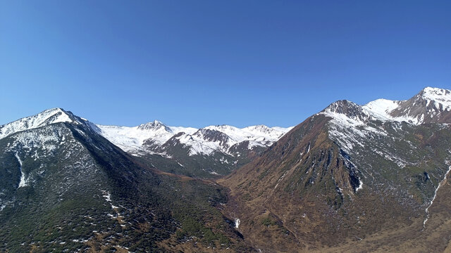 川西雪山风光