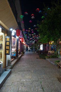 束河古镇夜景