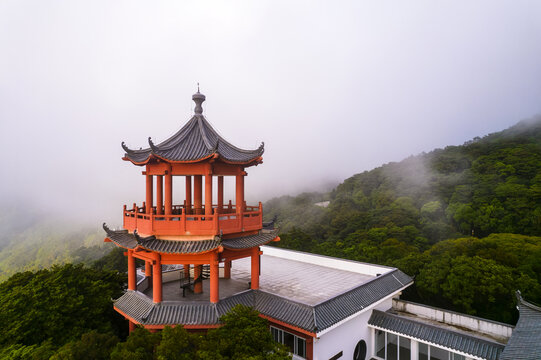 云雾缭绕山林凤凰台凤凰阁2