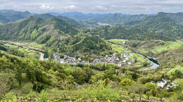 石潭村