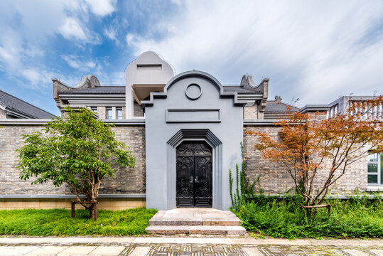 中式石库门仿古庭院