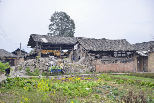 龙门山地震