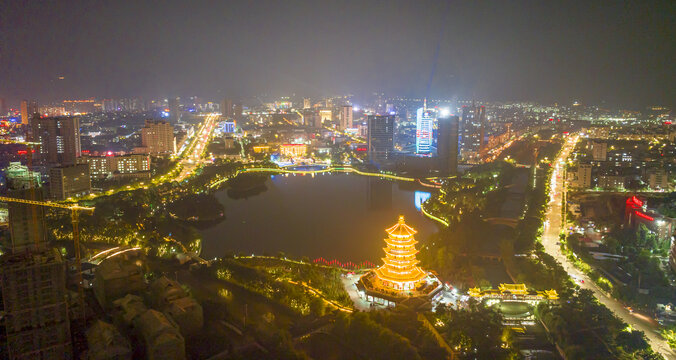 玉龙湖夜景