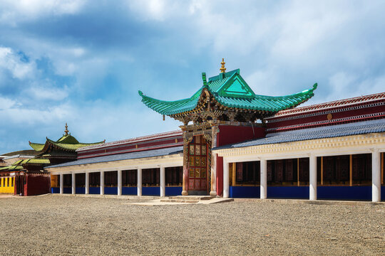 阿坝县各莫寺