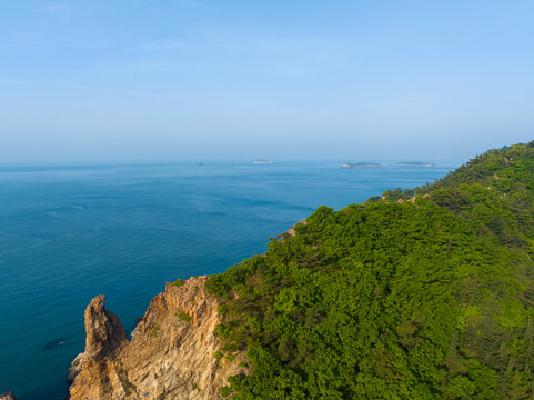 辽宁大连滨海路春季海滨风光