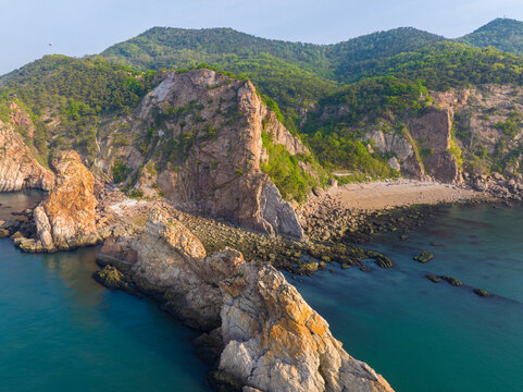 辽宁大连滨海路春季海滨风光