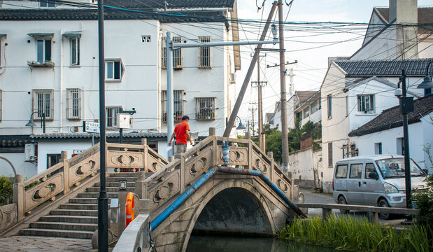 苏州居民区小桥