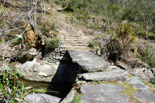 石屋坑古道石桥