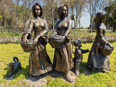 村姑农妇人物雕塑