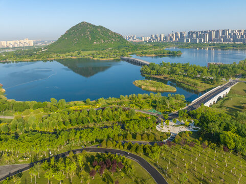 济南华山和华山湖湿地公园