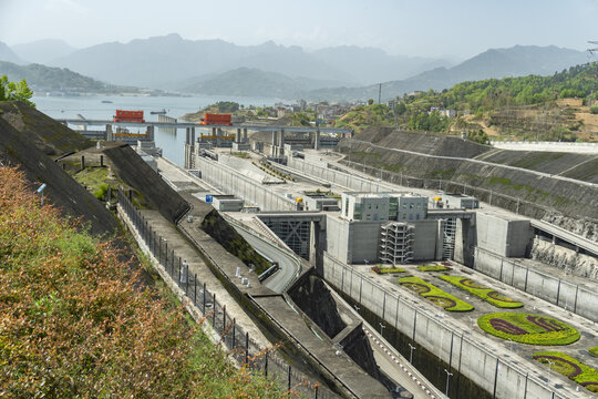 三峡工程