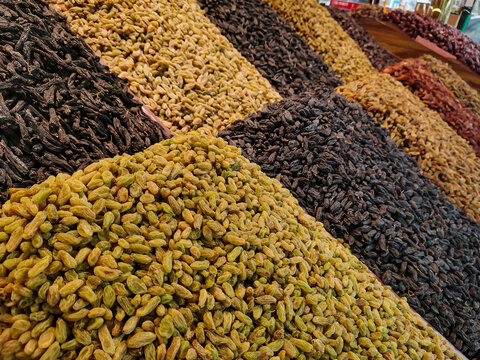 乌鲁木齐干果市场的葡萄干