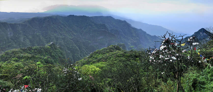 广西大明山晨景