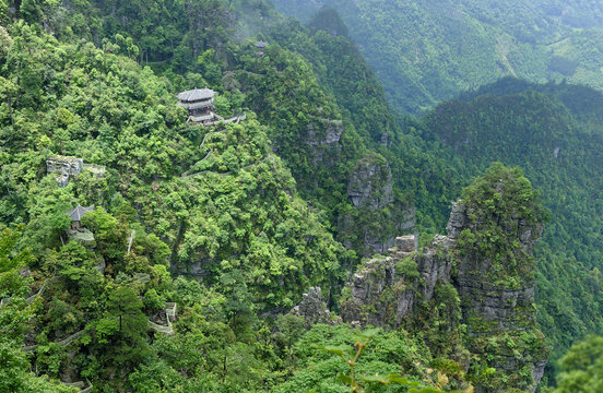 广西金秀莲花山景观