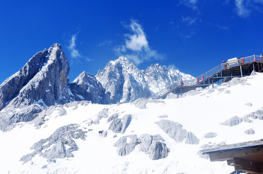 雪山