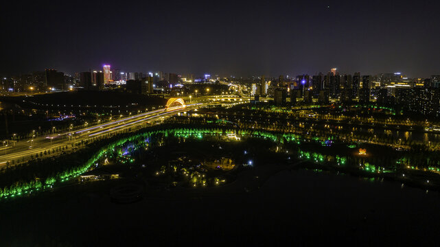 夏季的长春南溪湿地公园夜景