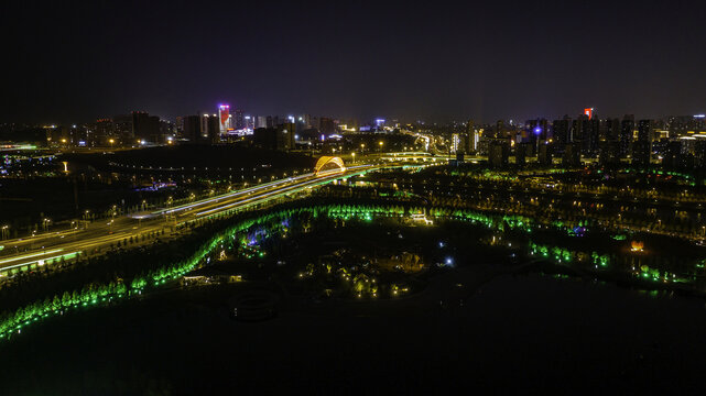 夏季的长春南溪湿地公园夜景