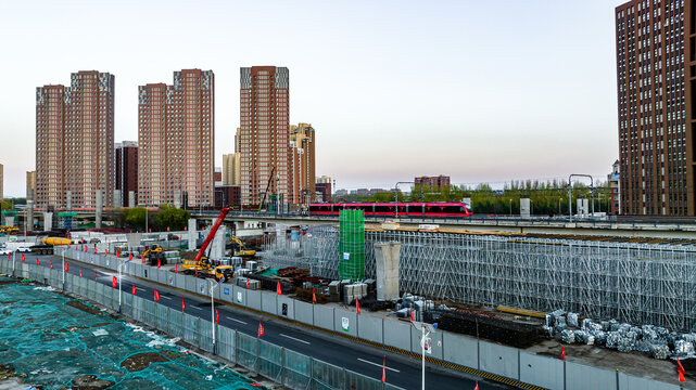 中国长春城区高速路建设场景