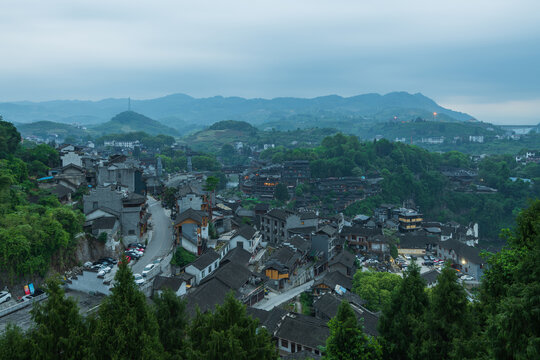 芙蓉镇的早晨