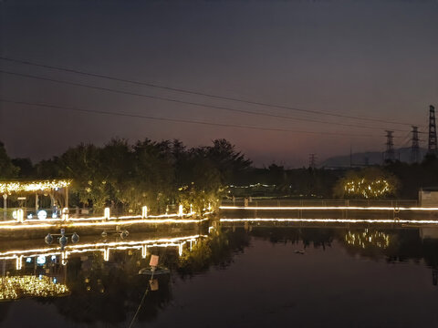 山庄夜景