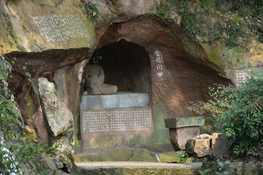 杭州西湖雷锋塔断桥灵隐寺