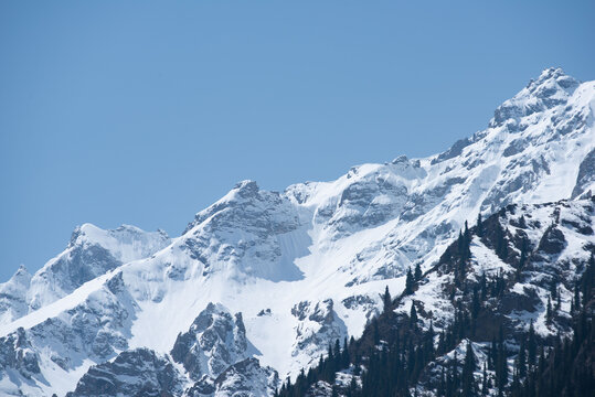 天山