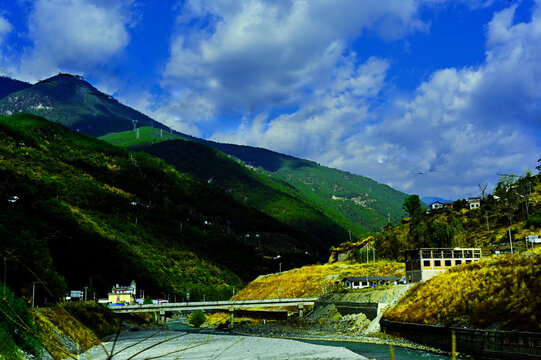 香格里拉虎跳峡