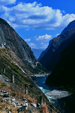 香格里拉虎跳峡