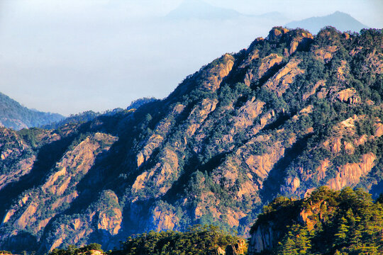 黄山远山美景